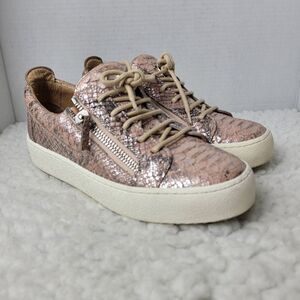 Giuseppe Zanotti Womens Sneaker Size 7.5 Embossed Pink Snake Leather Skin Shoes